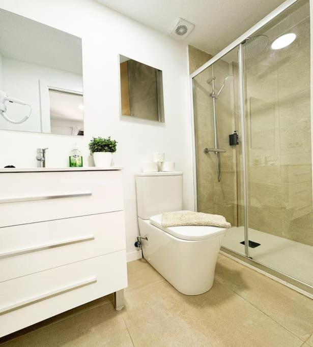 Apartamento Exterior Algeciras -Hawkins Costa 2A Bagian luar foto